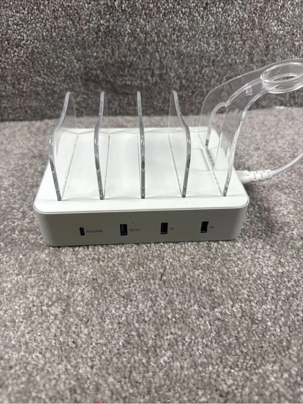Smart gear Multi-Device Charging Station - White with Clear Dividers New no box